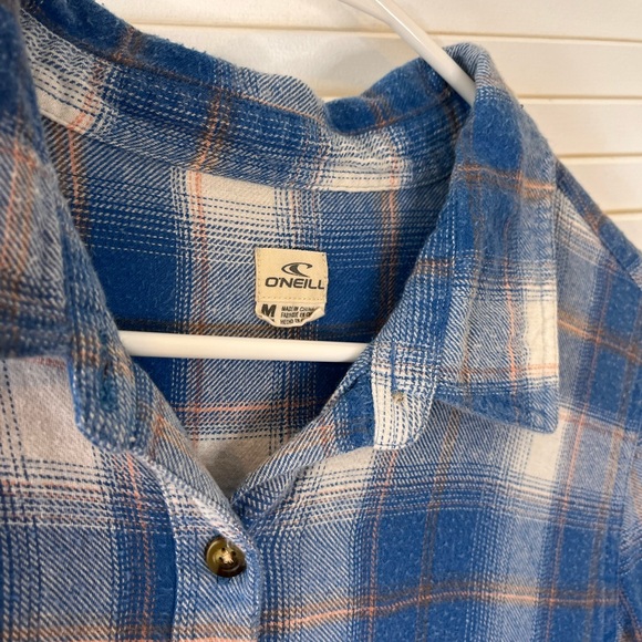O’Neill long sleeve flannel - Picture 2 of 2